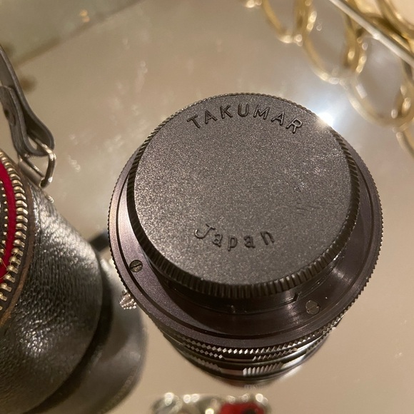 Soligor lens with black leather case included - Picture 2 of 11